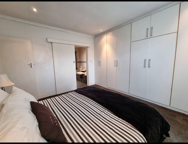 3 BEDROOM TOWNHOUSE FOR SALE IN ARCON PARK